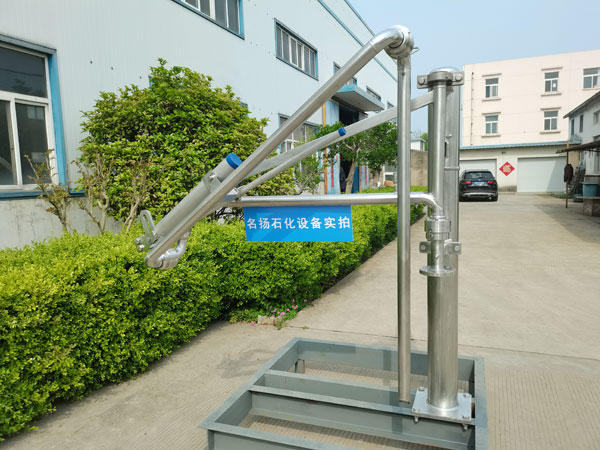 AL1402顶部装卸鹤管